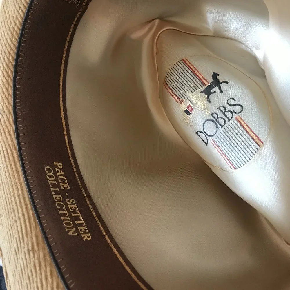 DOBBS.Pace Setter Collection Corduroy Fedora 7 1/4